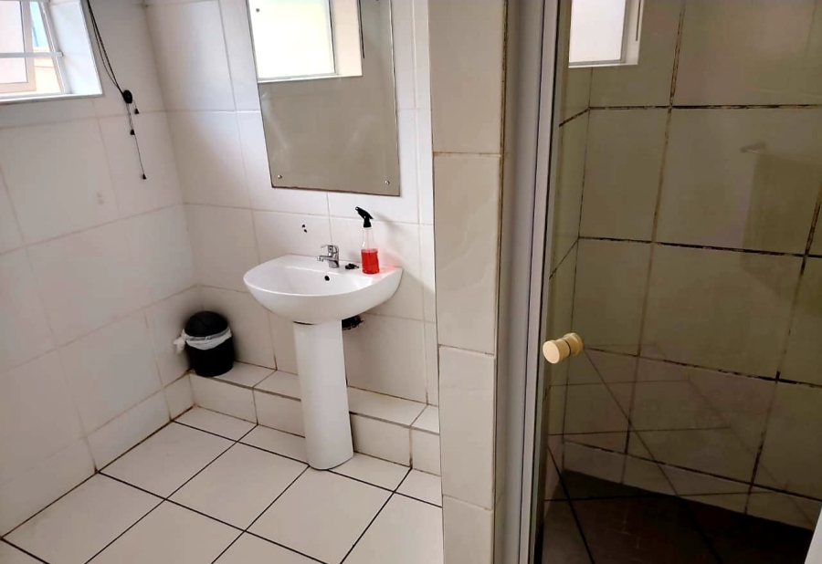  Bedroom Property for Sale in Quigney Eastern Cape